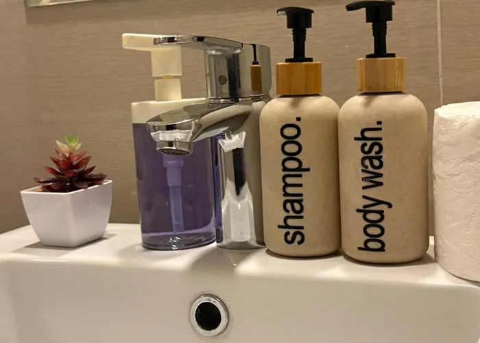 Apartahotel Newport Nest Staycation *