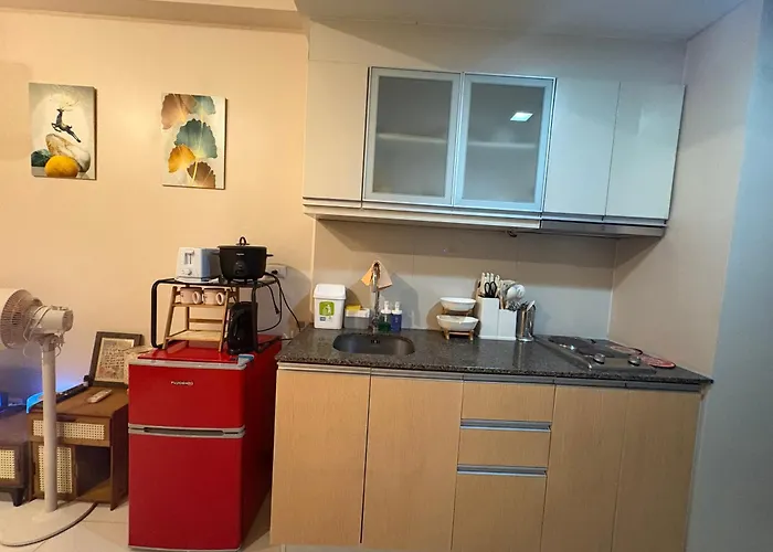 Newport Nest Staycation Apartahotel *